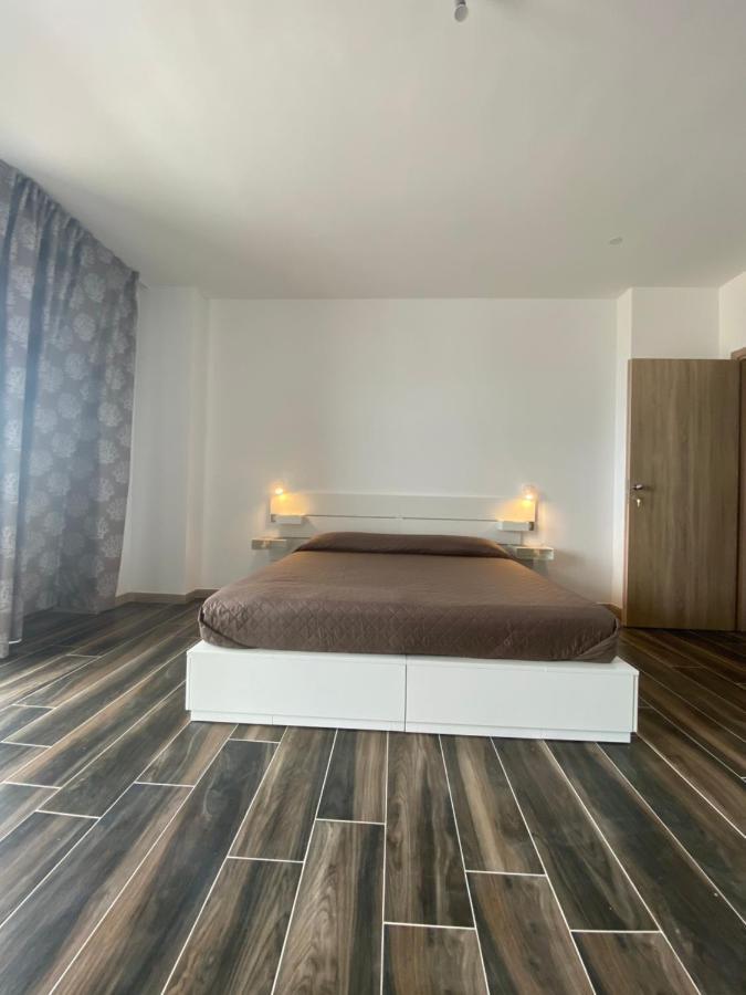 Manfredi Sea Room Βιέστε Εξωτερικό φωτογραφία