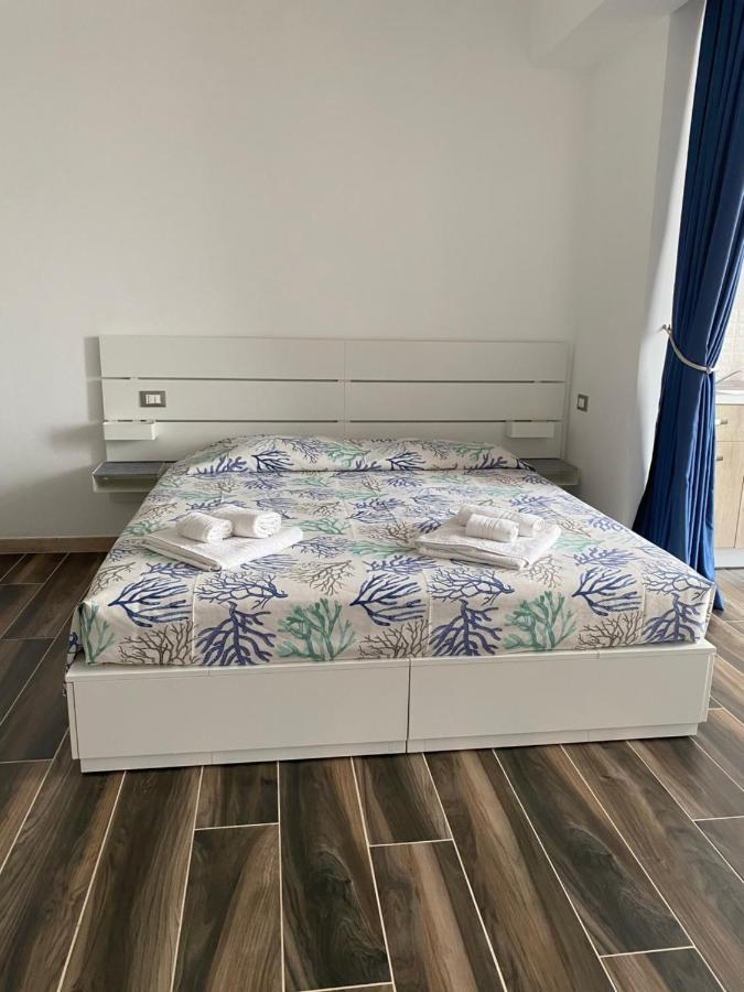 Manfredi Sea Room Βιέστε Εξωτερικό φωτογραφία